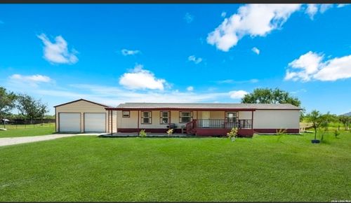 13808 Greenwood Rd, Atascosa, TX, 78002-4751 | Card Image