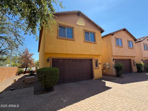 2062 E Heartwood Ln, Phoenix, AZ, 85022-2989 | Card Image