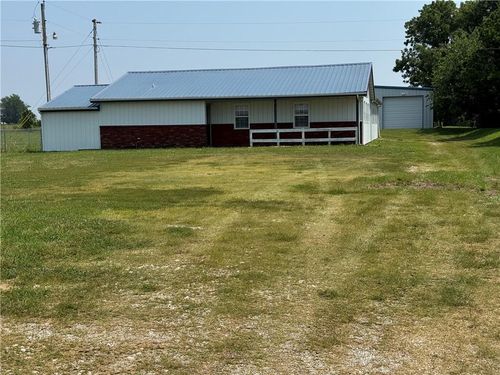 4775 S Highway 32, El Dorado Springs, MO, 64744-6316 | Card Image