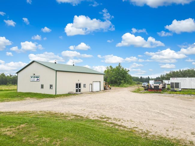 23559 Hwy 2 5.jpg | Image 9
