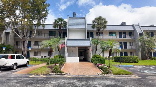 205-4822 Esedra Ct, Lake Worth, FL, 33467-5124 | Card Image