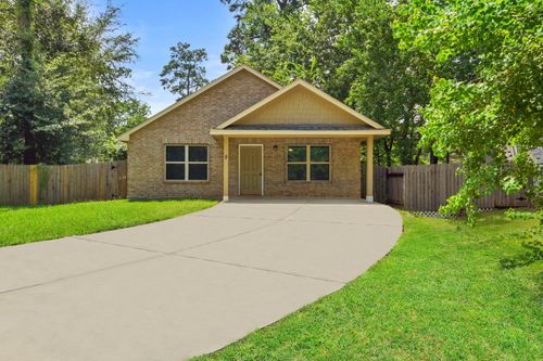 5 Hancock St, Conroe, TX, 77301-1364 | Card Image