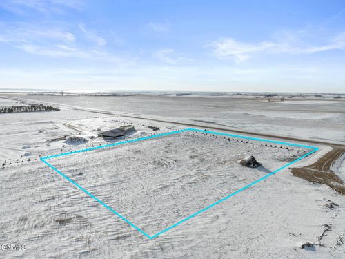 3594 15x St Nw, Garrison, ND, 58540 | Card Image