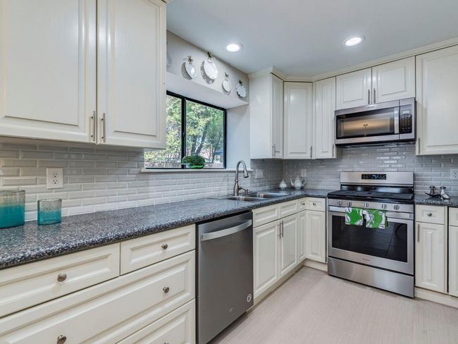 12328 Thompkins Dr, House other with 3 bedrooms, 3 bathrooms and 3 parking in Austin TX | Image 9