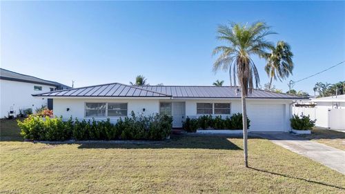 5256 Willow Ct, Cape Coral, FL, 33904-5677 | Card Image