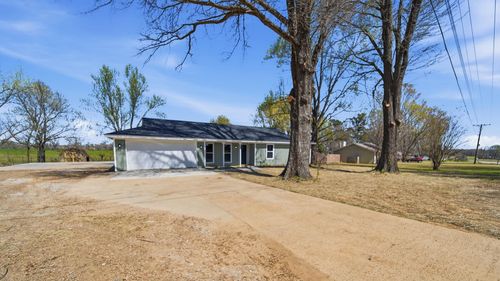 1254 Burnett Ln, Covington, TN, 38019-7012 | Card Image