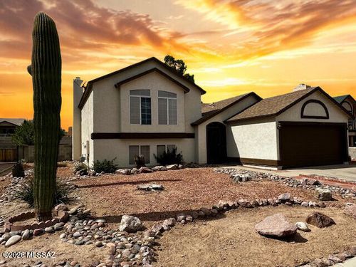 7380 S Vista Del Arroyo, Tucson, AZ, 85746-8394 | Card Image