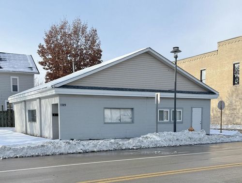 1329 Main Street, Marinette, WI, 54143 | Card Image