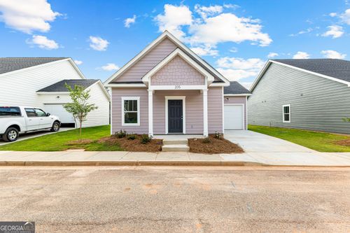 205 Lenox Cir, Lagrange, GA, 30241-1588 | Card Image