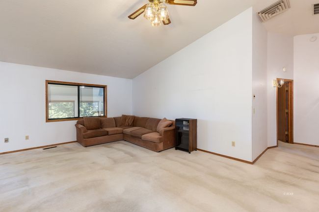 395 Edgebrook Dr, House other with 3 bedrooms, 2 bathrooms and null parking in Spring Creek NV | Image 24