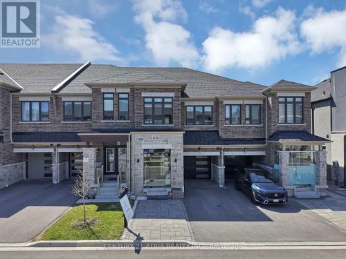 19 Boiton Street, Richmond Hill, ON, L4S0J2 | Card Image