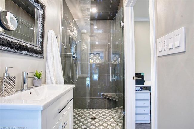 3263 Guyatt Rd, House other with 4 bedrooms, 5 bathrooms and 14 parking in Hannon ON | Image 26