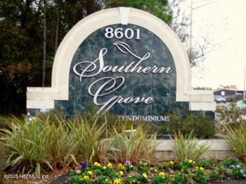 313-8601 Beach Blvd, JACKSONVILLE, FL, 32216-0411 | Card Image