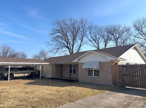 116 S 10th St, Sanger, TX, 76266-8994 | Card Image