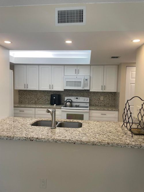 9203-450 Egret Cir, Delray Beach, FL, 33444-7903 | Card Image