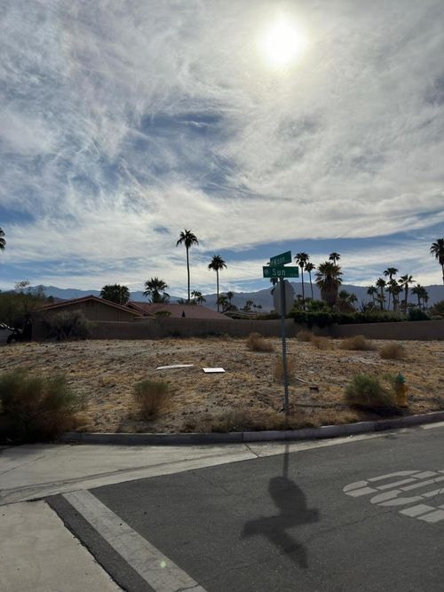 73549 Sun Ln, Palm Desert, CA, 92260-6124 | Card Image