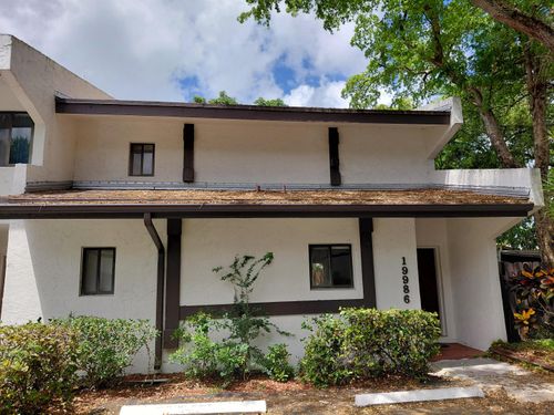 4d-19986 Ne 5th Ct, Miami, FL, 33179-3010 | Card Image