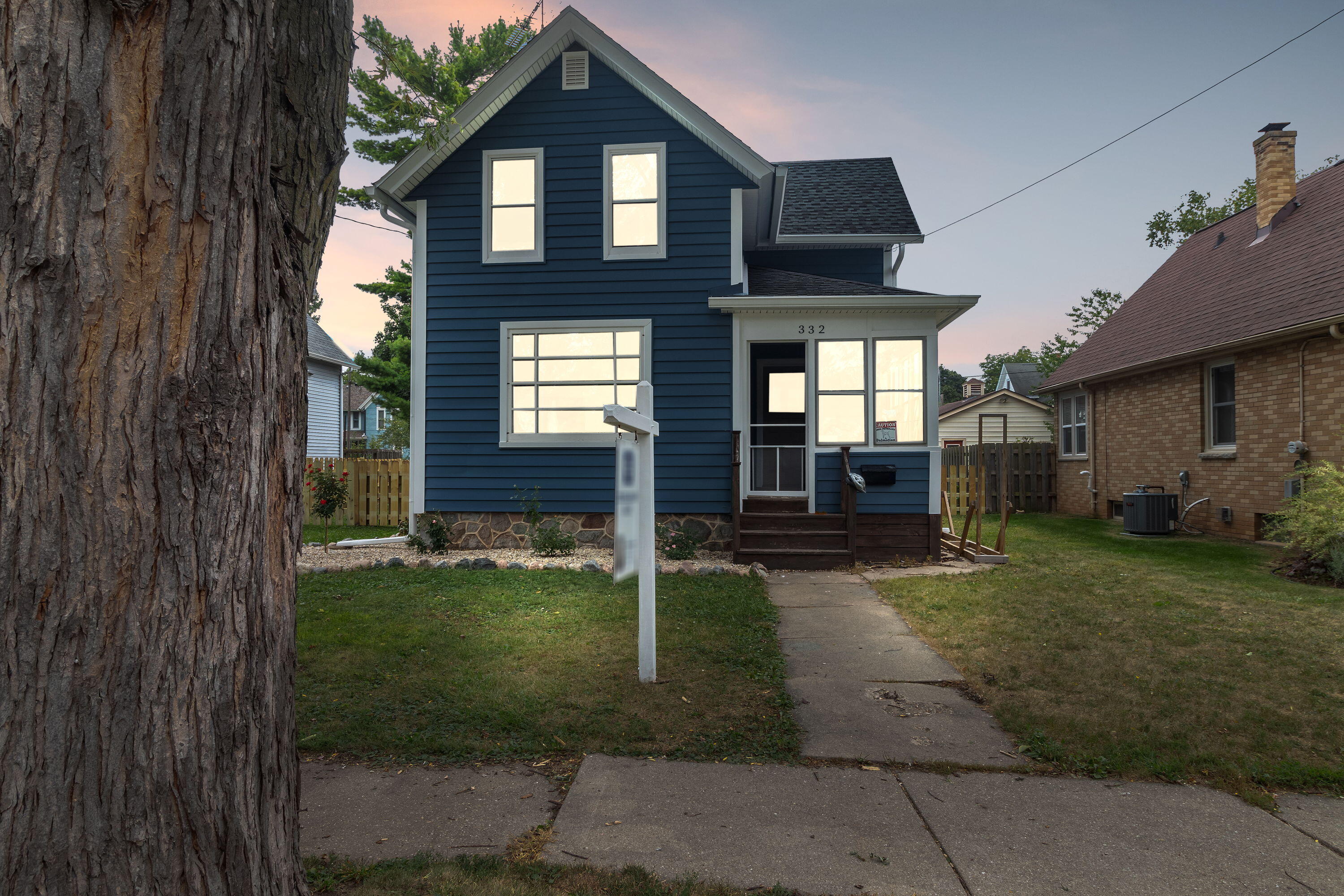 Edward St, Burlington, WI 53105