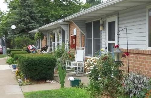 201 Rye Beach Rd, Huron, OH, 44839-1115 | Card Image