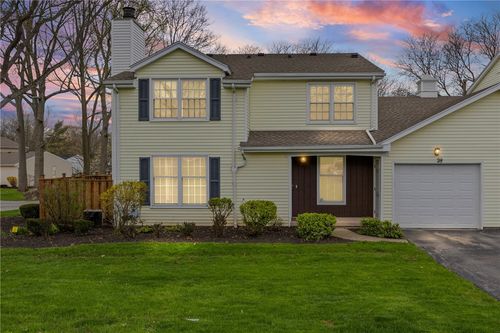 28 Blue Ridge Rd, Penfield, NY, 14526-9524 | Card Image