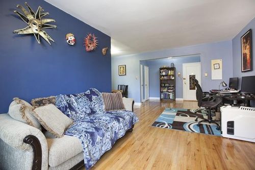306-140-21 Burden Cres, Jamaica, NY, 11435-2319 | Card Image