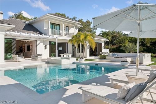 186 North St, NAPLES, FL, 34108-2922 | Card Image