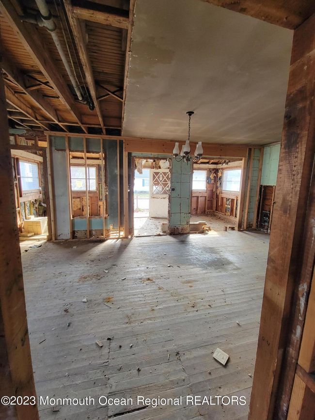 15 Sunset St, House other with 3 bedrooms, 1 bathrooms and null parking in Keansburg NJ | Image 8