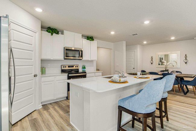 2790 Chevy Cir, House other with 5 bedrooms, 3 bathrooms and 2 parking in Pace FL | Image 12