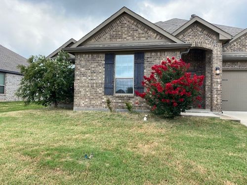 705 Buffalo Creek Dr, Cleburne, TX, 76033-4866 | Card Image