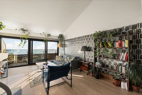 73-2212 Folkestone Way, West Vancouver, BC, V7S2X7 | Card Image