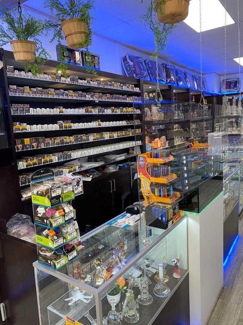 123 Vape Avenue, Calgary, AB, T2E6M6 | Card Image