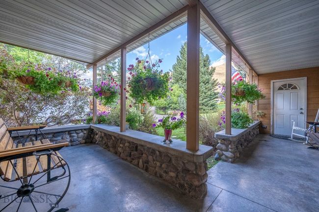 Covered Front Porch | Image 13