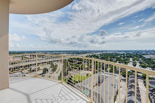 unit-2102-3505 Sage Rd, Houston, TX, 77056-7099 | Card Image