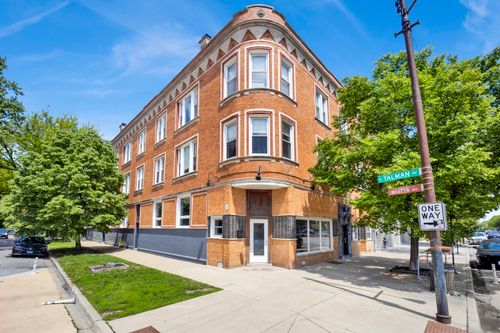 2-2622 Fullerton Ave, Chicago, IL, 60647-0595 | Card Image