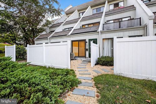 567 Summit House, WEST CHESTER, PA, 19382-6559 | Card Image