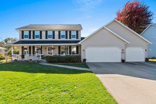 1960 Charles Street, DE PERE, WI, 54115 | Card Image