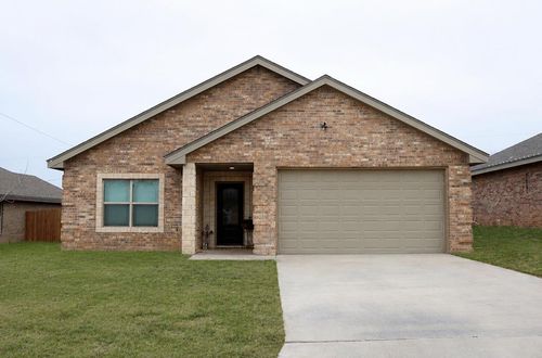 3230 Duke Ave, Big Spring, TX, 79720-3517 | Card Image