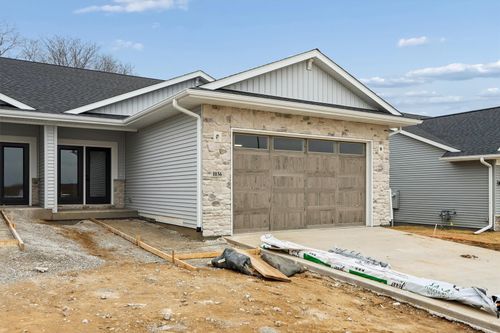 1036 Highland Trl, Solon, IA, 52333-8606 | Card Image