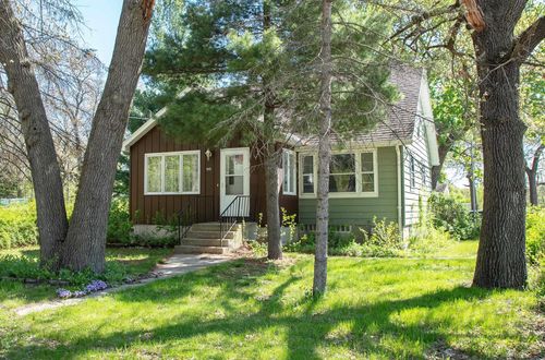 1919 Cypress Ave, Cedar Falls, IA, 50613-1417 | Card Image