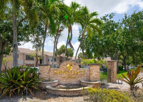 9104-2900 S University Dr, Davie, FL, 33328-1452 | Card Image