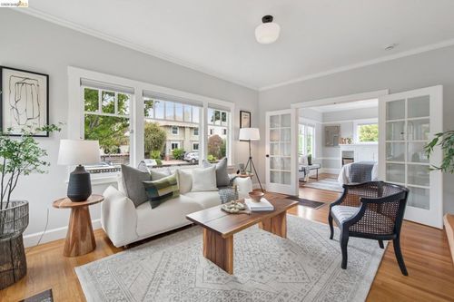 1-6426 Benvenue Ave, Oakland, CA, 94618 | Card Image