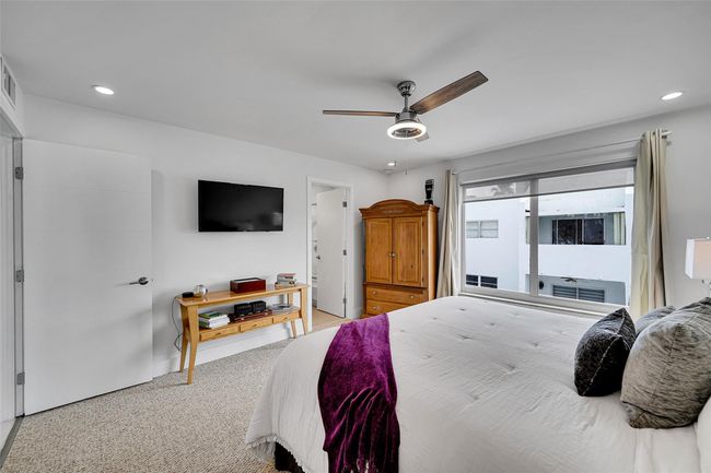 APT-401D - 2860 Ne 14 Th Street Cswy, Condo with 2 bedrooms, 2 bathrooms and null parking in Pompano Beach FL | Image 28