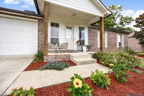 1648 Mary Evers Dr, Baton Rouge, LA, 70810-1443 | Card Image