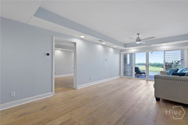 Living Room | Image 16