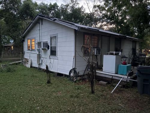 501 Avenue A Wahneta W, WINTER HAVEN, FL, 33880-5807 | Card Image