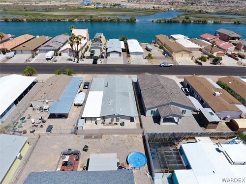 556 Riverfront Dr, Bullhead City, AZ, 86442-6202 | Card Image