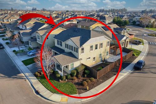 1394 Burton Way, Manteca, CA, 95337 | Card Image