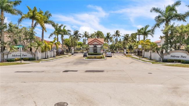 16628 Sw 47 Th Ter, Townhouse with 3 bedrooms, 3 bathrooms and null parking in Miami FL | Image 20