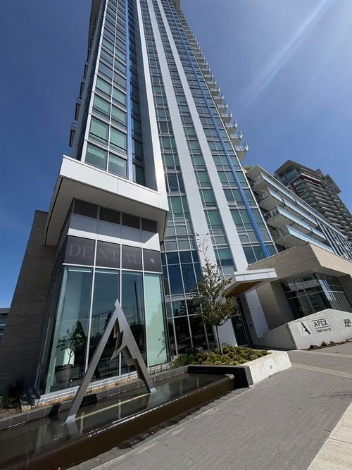 304-1500 Fern St, North Vancouver, BC, V7J | Card Image
