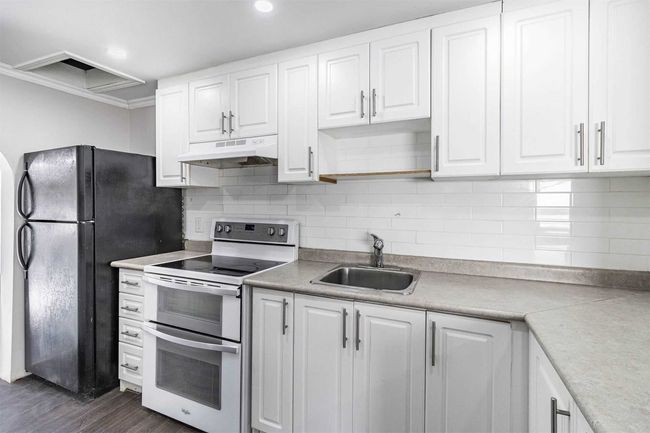 7504 Kipling Ave, House other with 2 bedrooms, 1 bathrooms and 3 parking in Woodbridge ON | Image 16